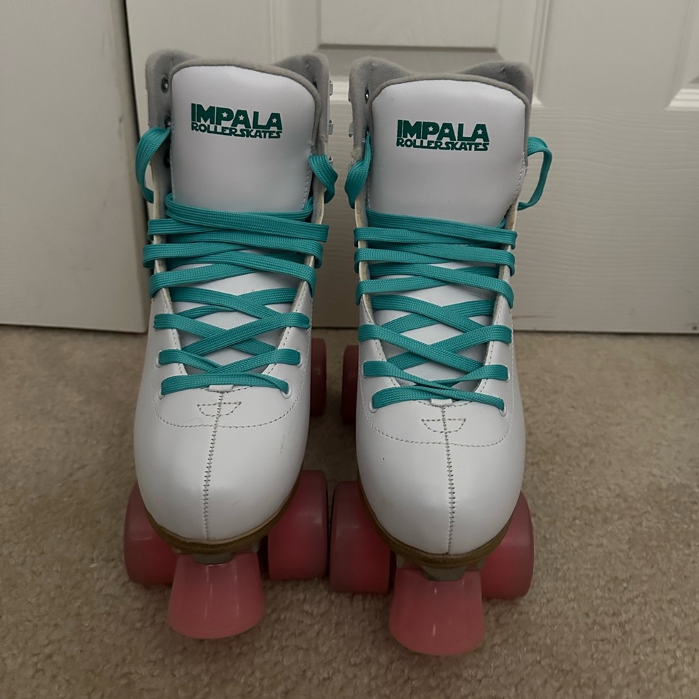 Impala Roller Skates (women’s) - White and Pink